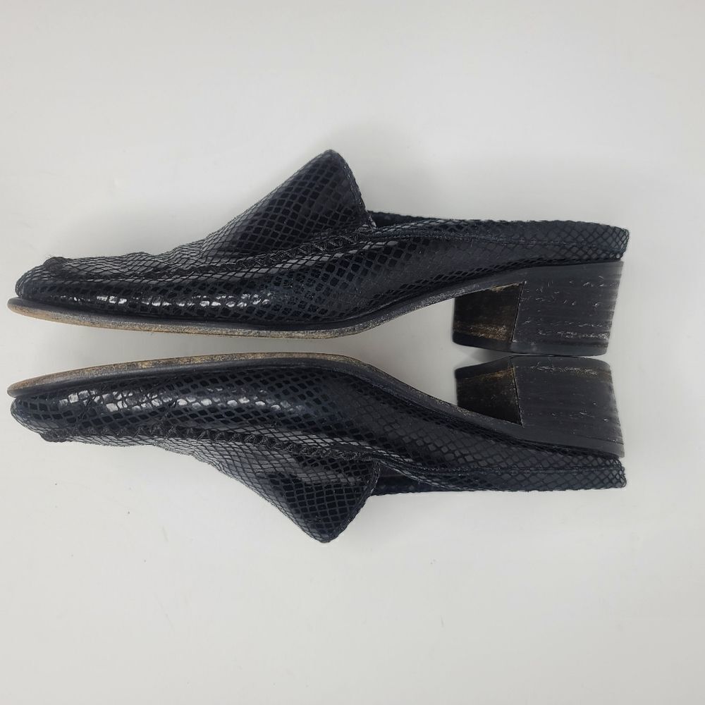 Stuart Weitzman Black Snakeskin Python Slip On Lo… - image 3
